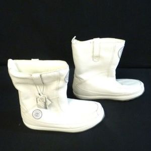 White Timberland Mukluk Waterproof Winter Boots